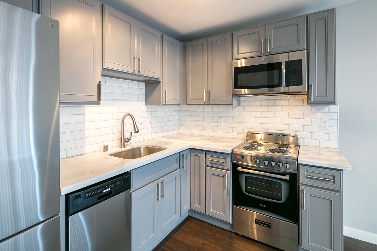 Home University Park Apartments